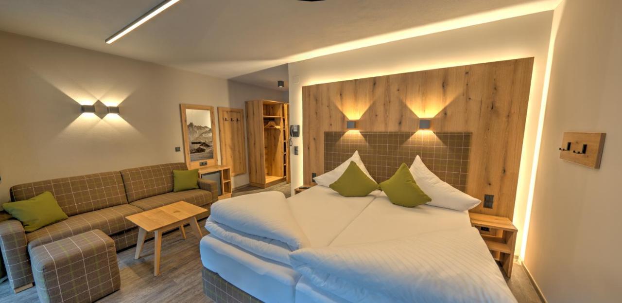 Der Siegeler B&B - This Lifestylehotel Rocks マイヤーホーフェン エクステリア 写真