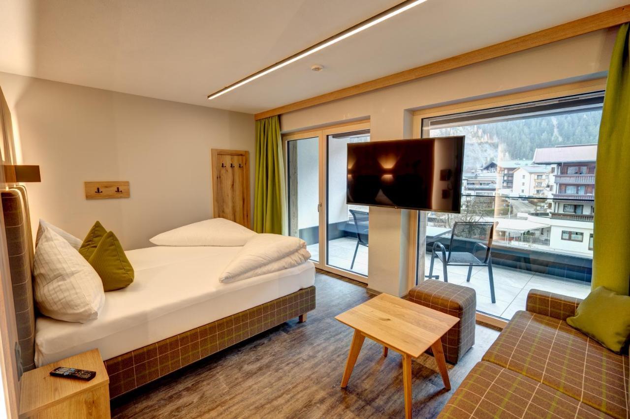 Der Siegeler B&B - This Lifestylehotel Rocks マイヤーホーフェン エクステリア 写真
